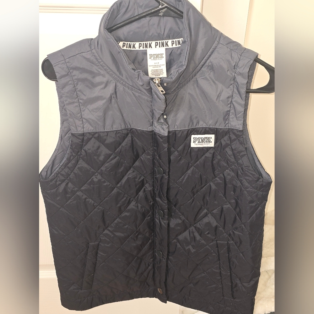 PINK puffer vest sz small